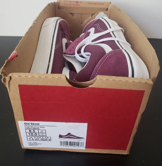 Vans Burgundy Sneakers - Picture 3 of 4